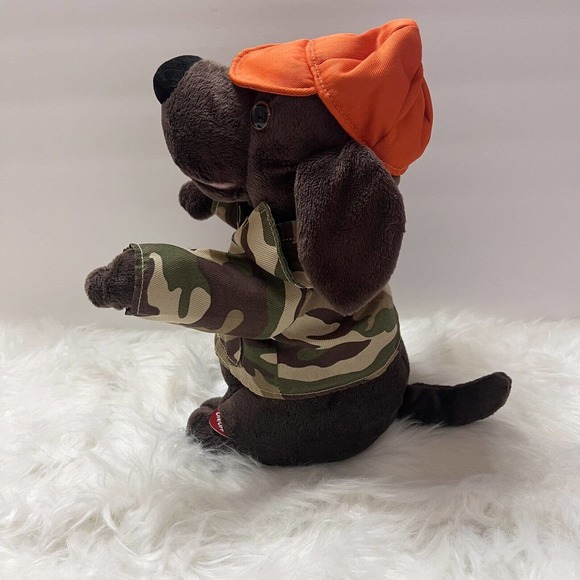 Hunting Labrador Retriever Sound & Light Sings & Dances Animated Plush WORKS - Picture 6 of 10
